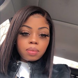 Meet your Posher, Denise